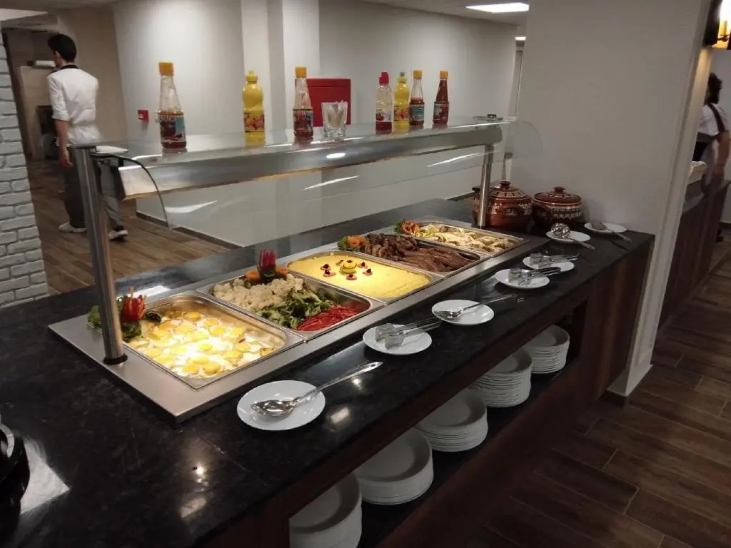 Queen Nelly Hotel Park