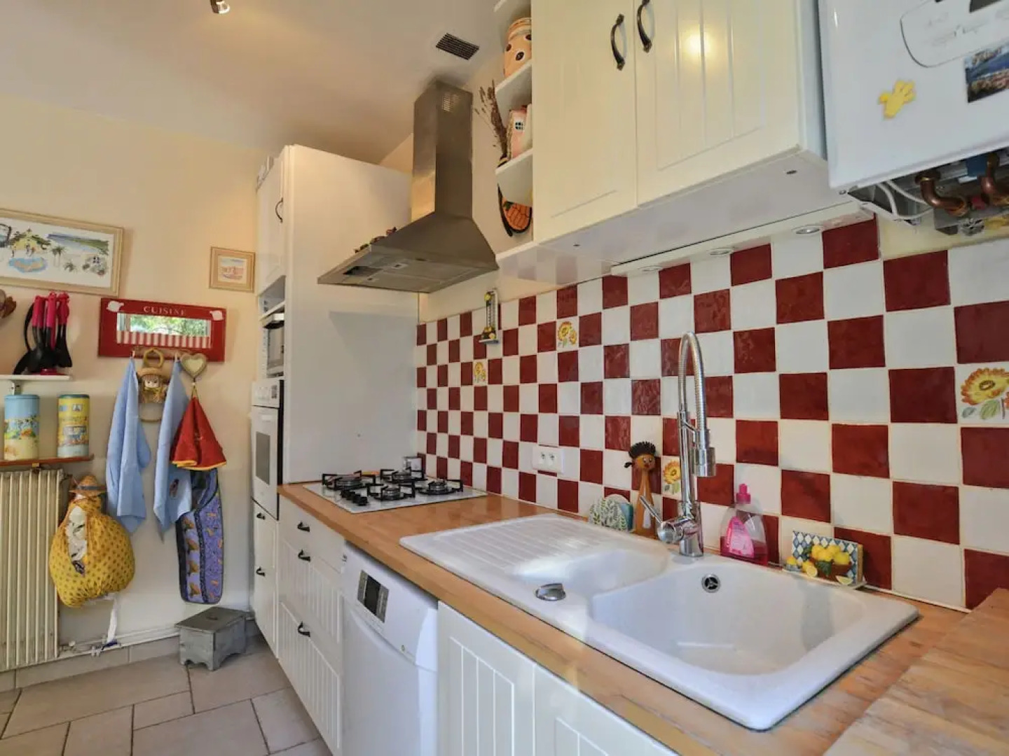 Modern Villa in Gareoult with Private Pool