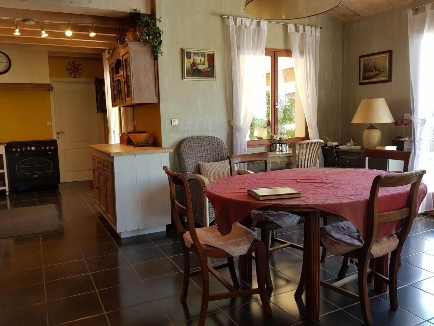 Lush villa in Vélieux with private heated swimming pool