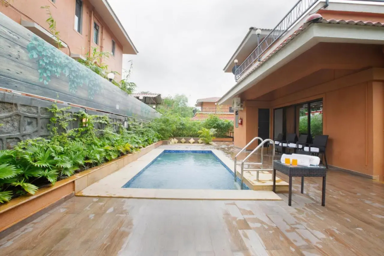 SaffronStays Dhyana, Vikramgad