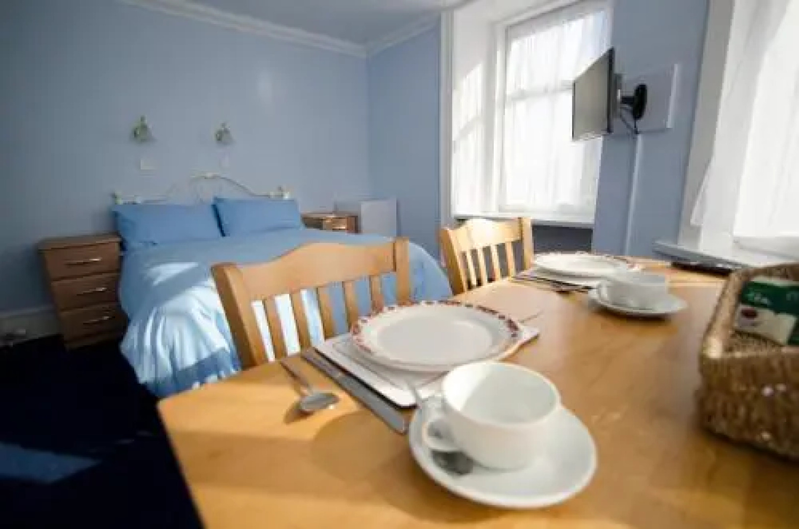 Torr House Premium Budget Central Hotel