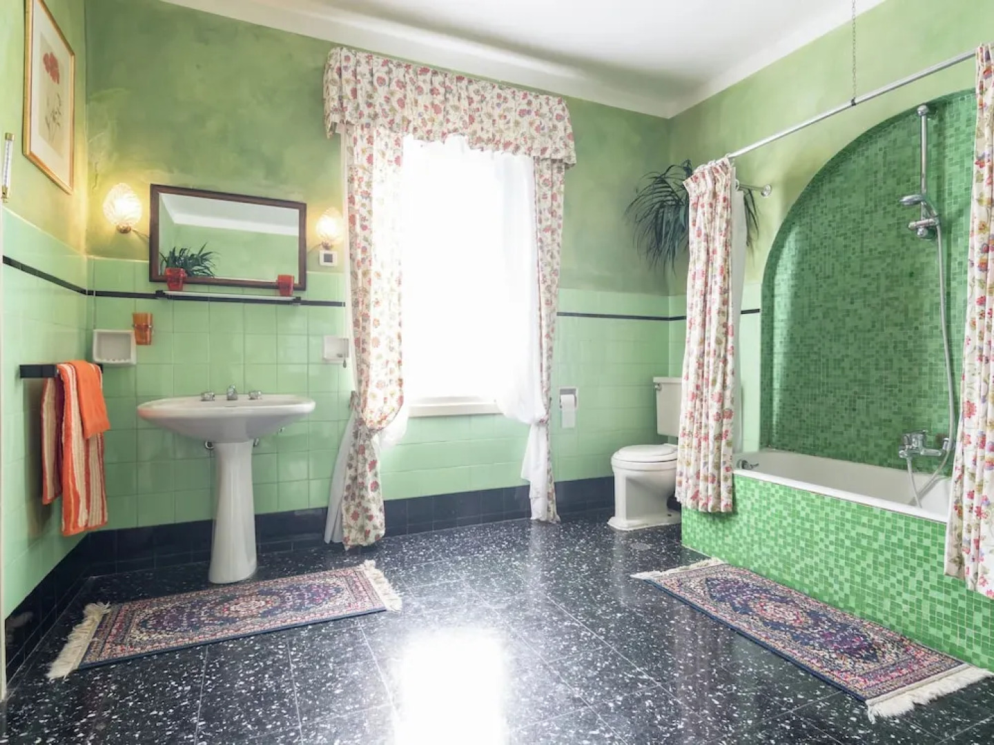 Luxurious Mansion in Crespignaga With Swimming Pool