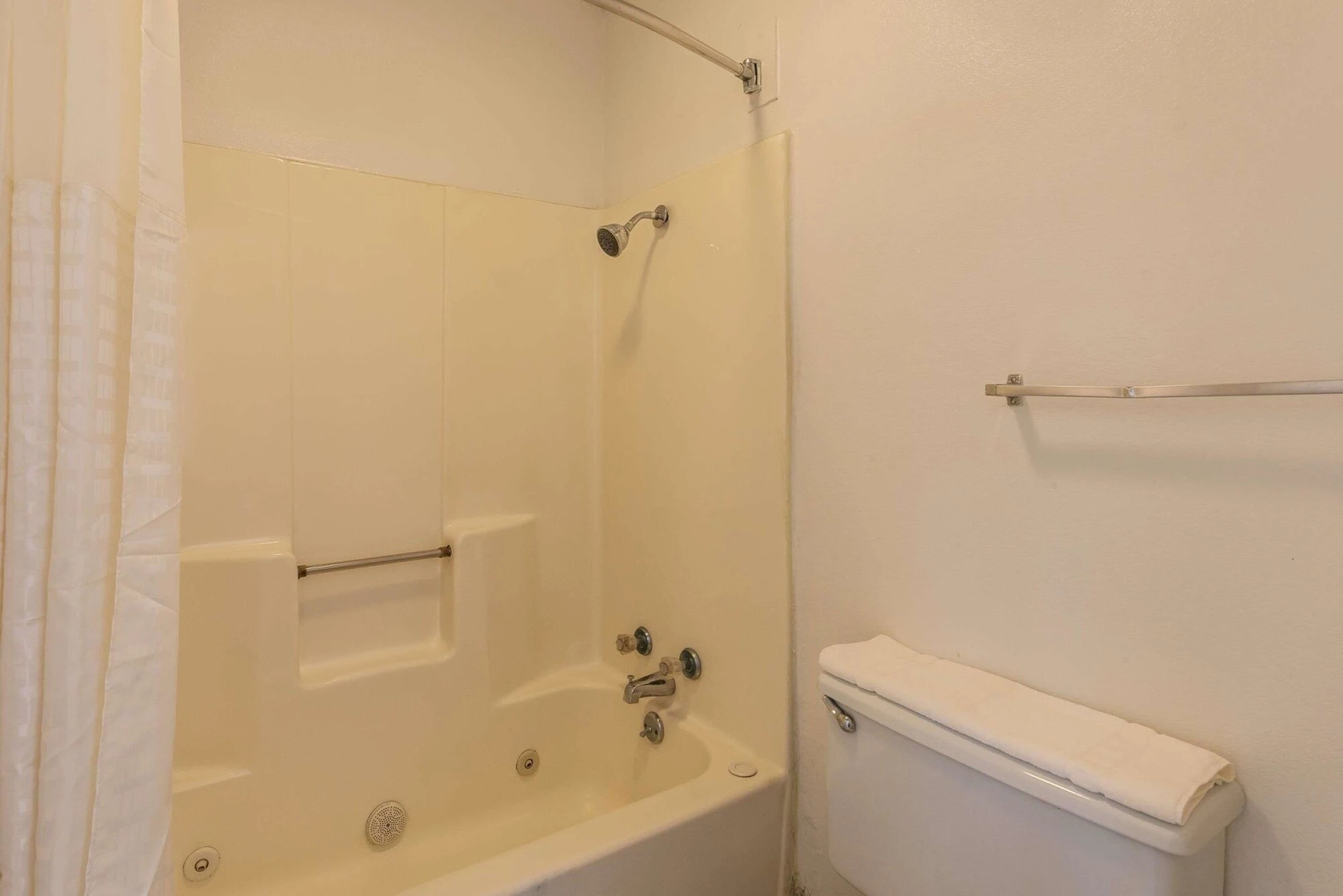 Super 8 by Wyndham Eastland