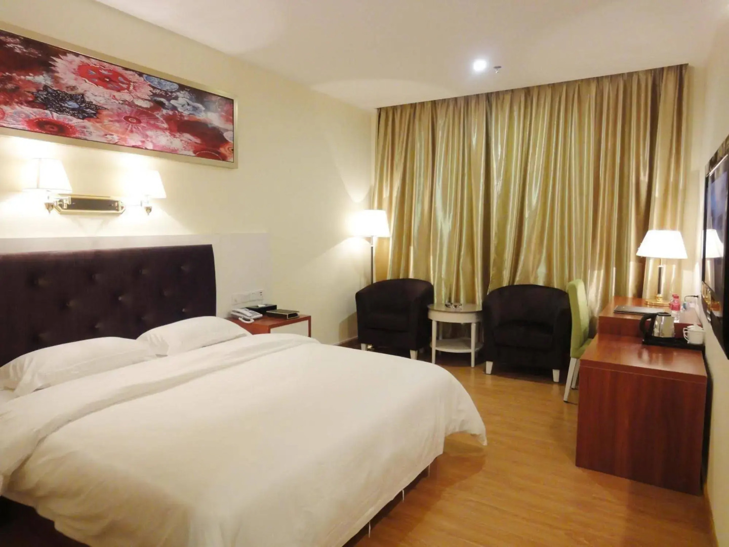 Guohui Holiday Hotel