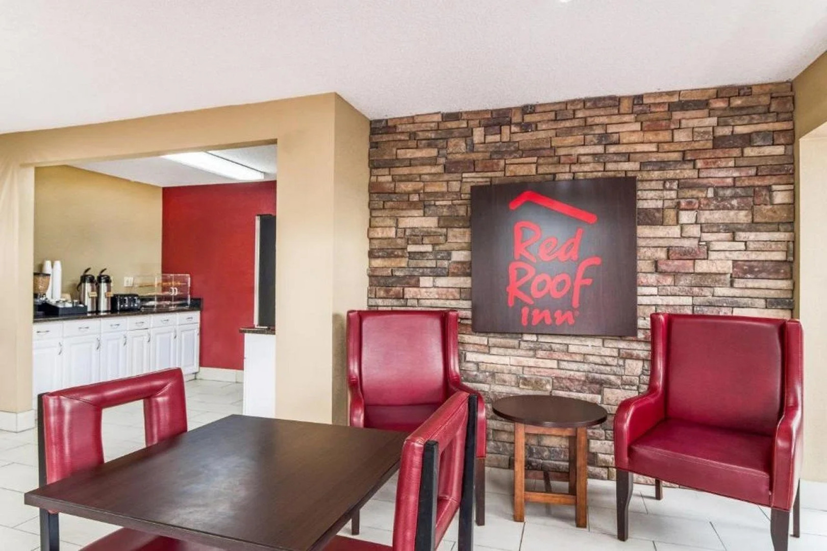 Red Roof Inn Acworth - Emerson/ LakePoint South