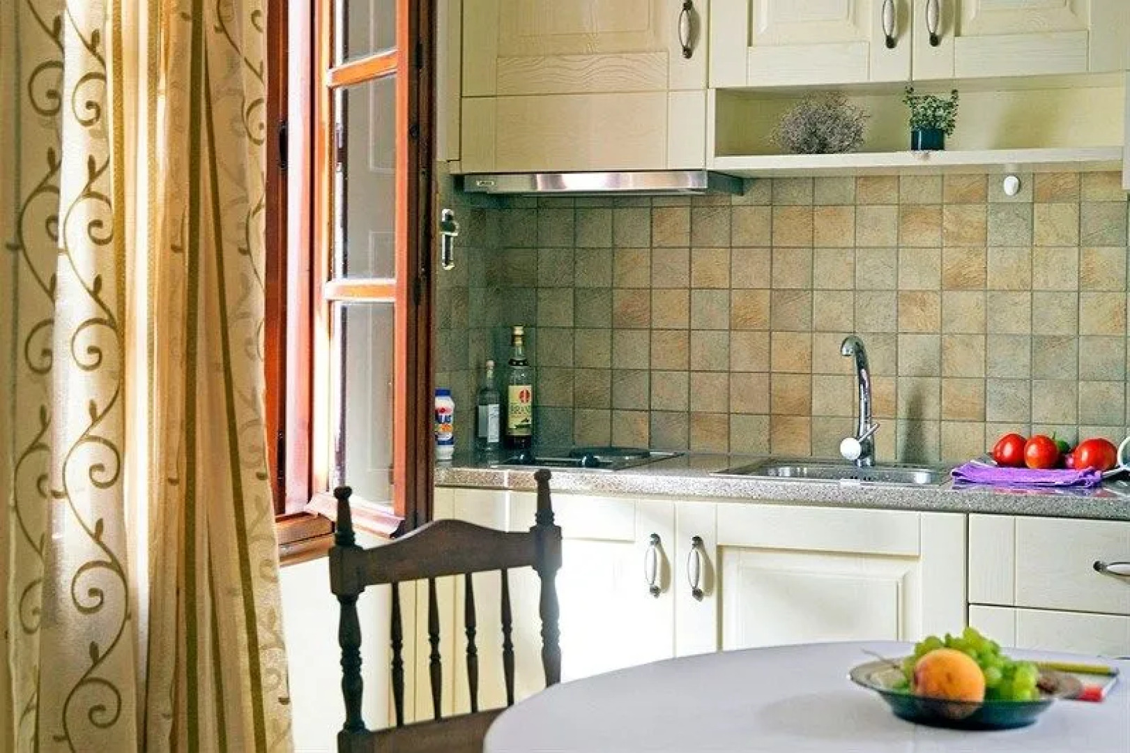 Maria Studios & Apartments