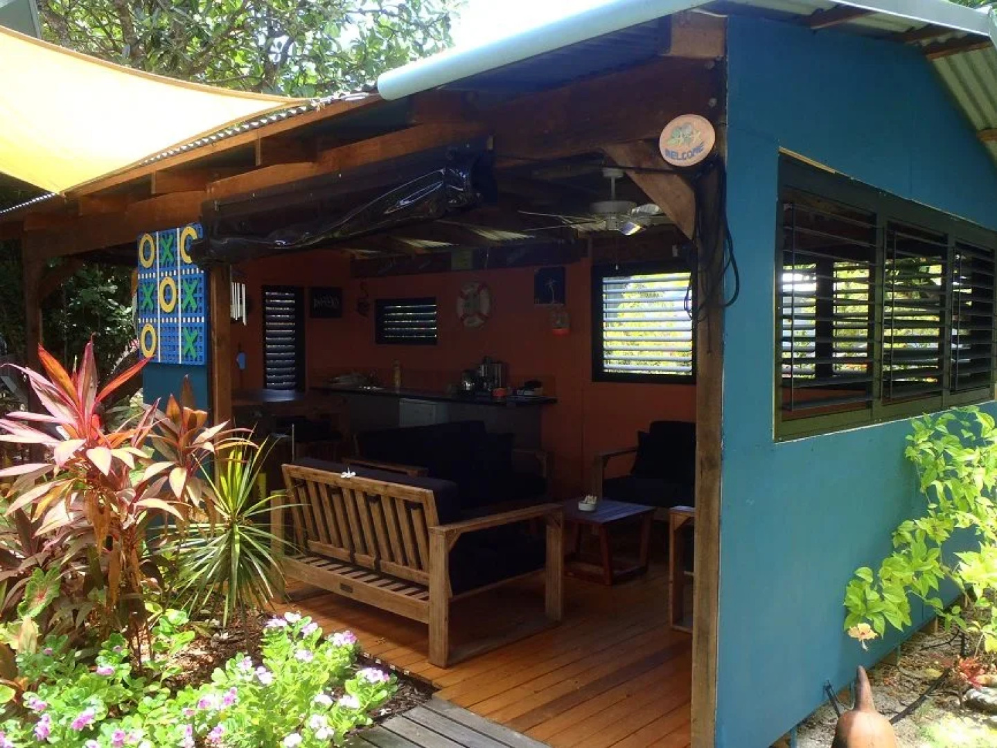 Cocos Seaview Suites