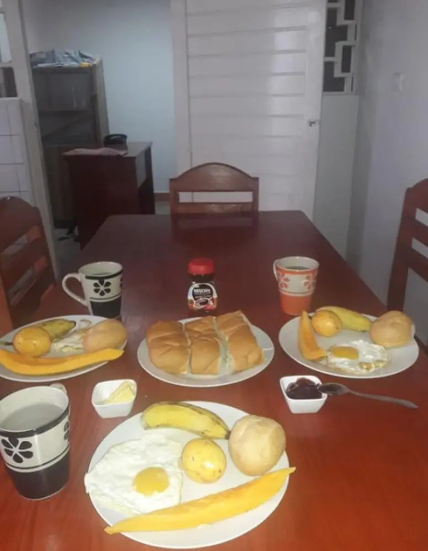 Lupuna Bunk & Breakfast