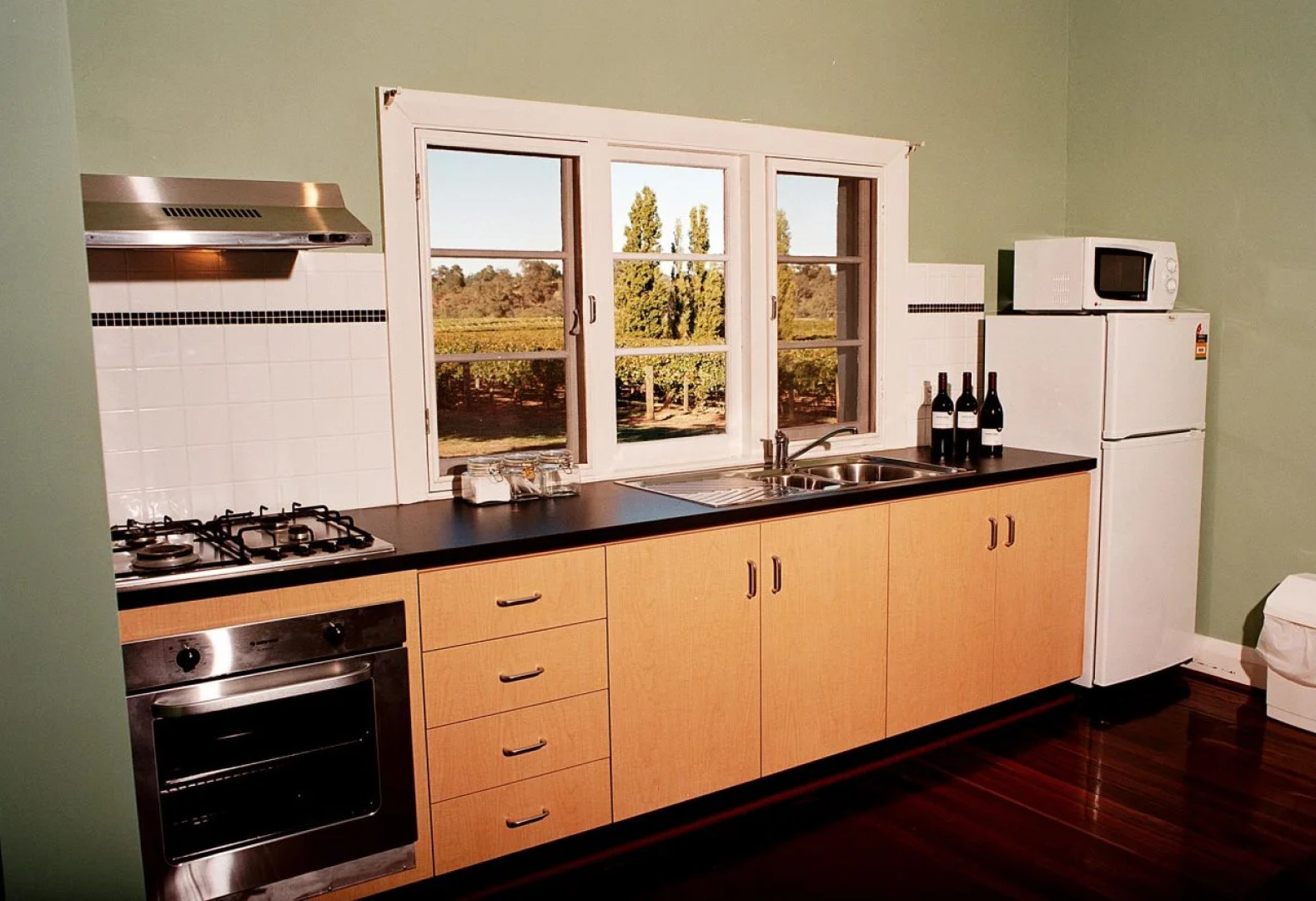 Vineyard Cottage at Upper Reach Winery