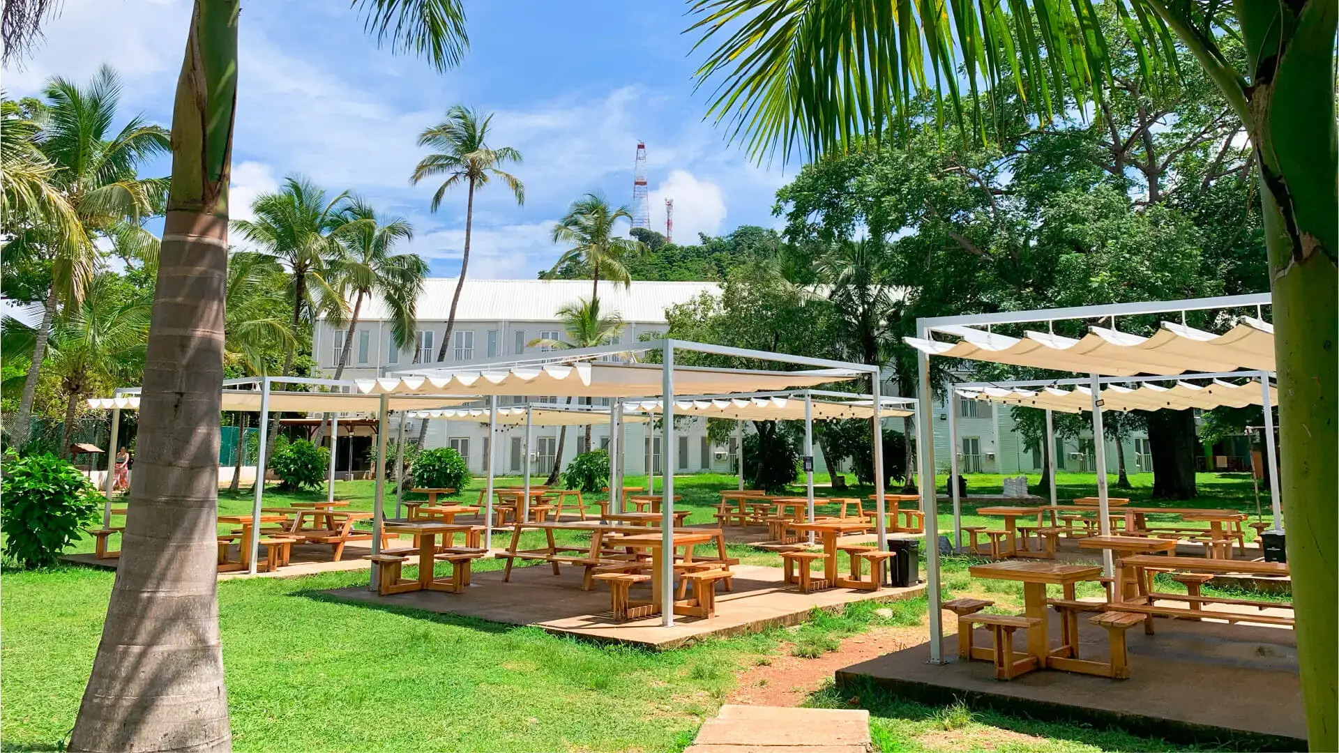 Hotel Blue Cove by On vacation