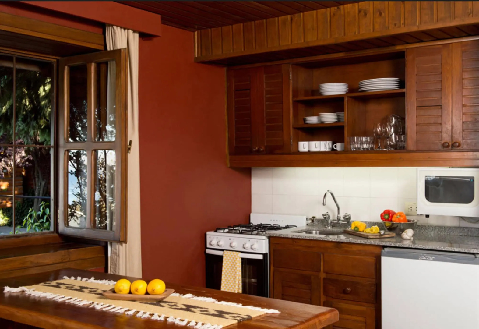 Pailahue Lodge & Cabañas