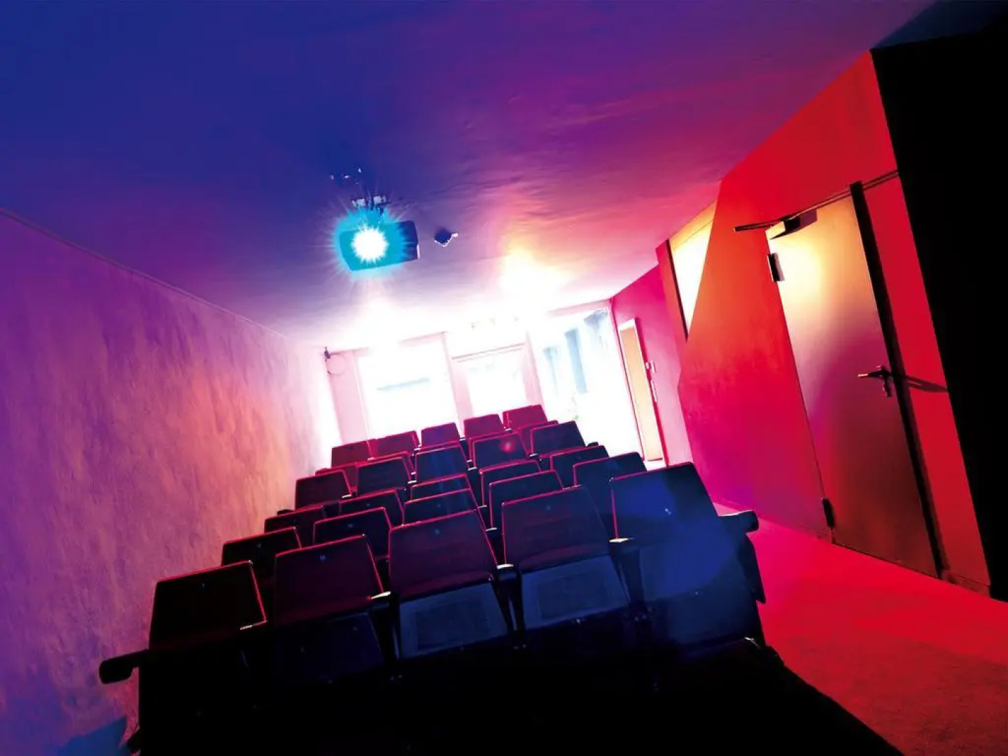 Orange Hotel und Apartments