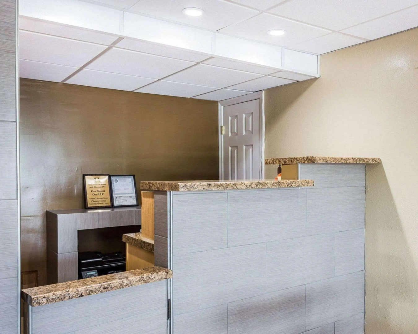 Econo Lodge Coliseum