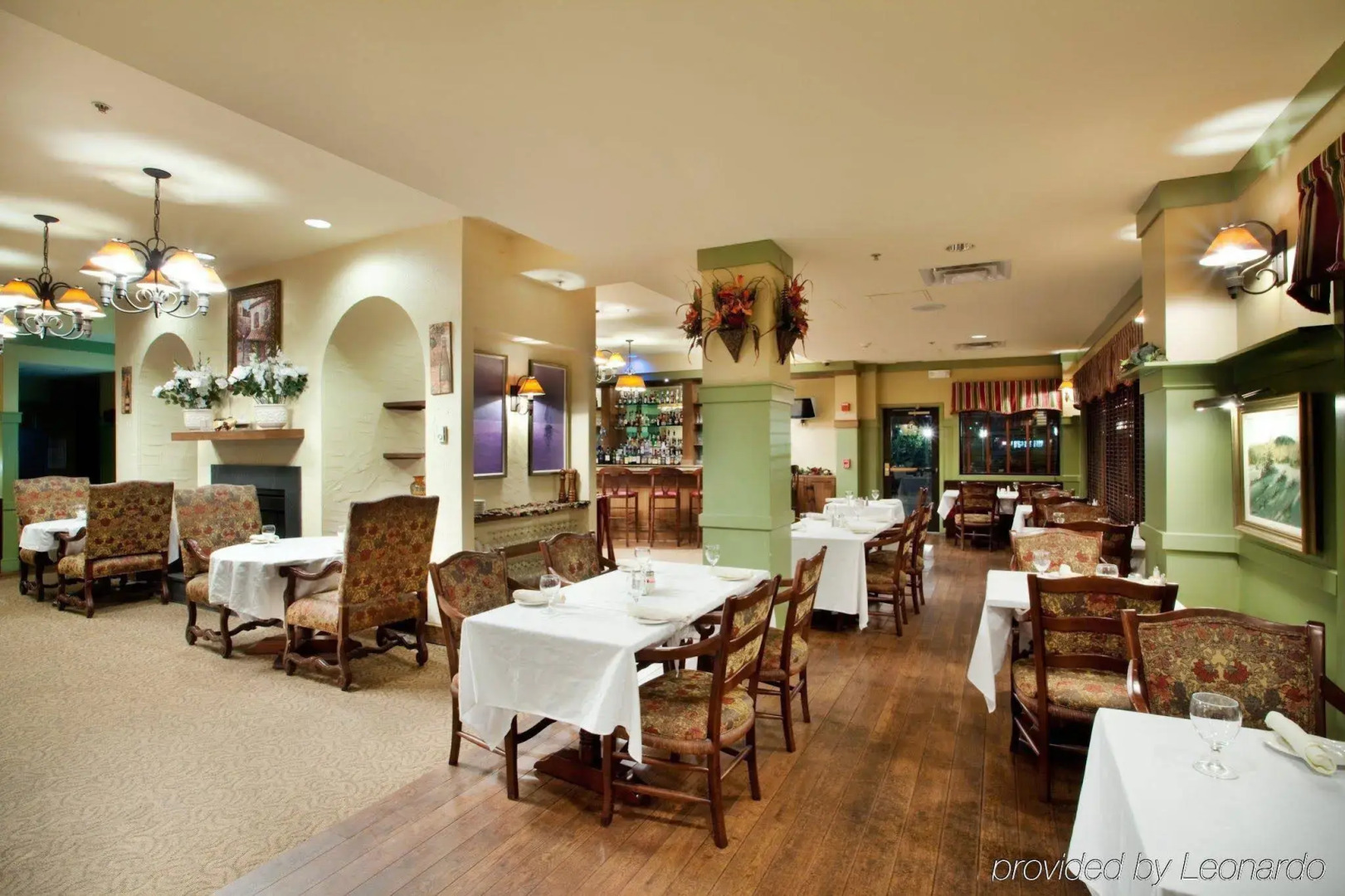 Holiday Inn Express & Suites Newport News by IHG