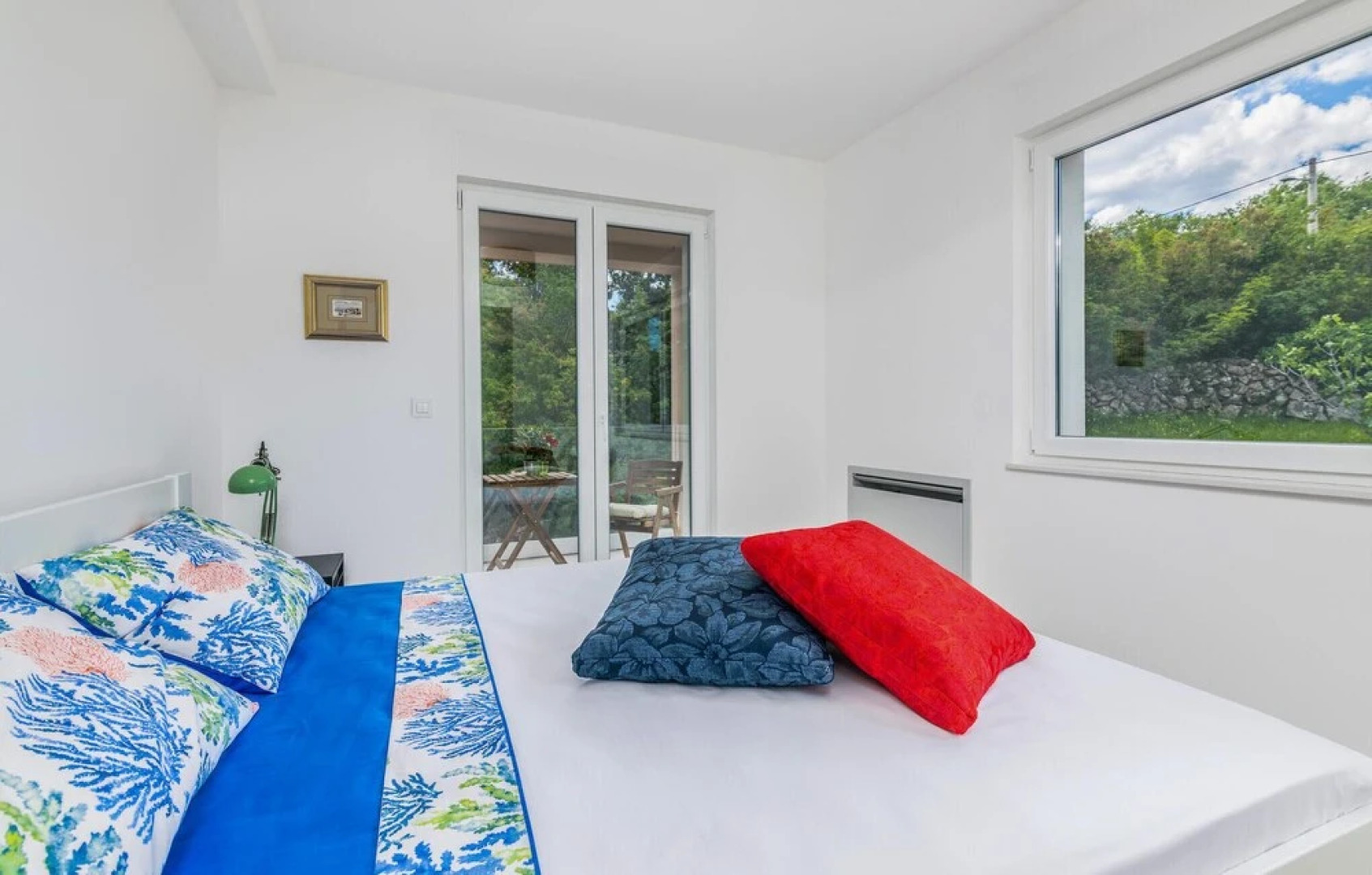 Beautiful Home in Vrh With Outdoor Swimming Pool, Wifi and 3 Bedrooms