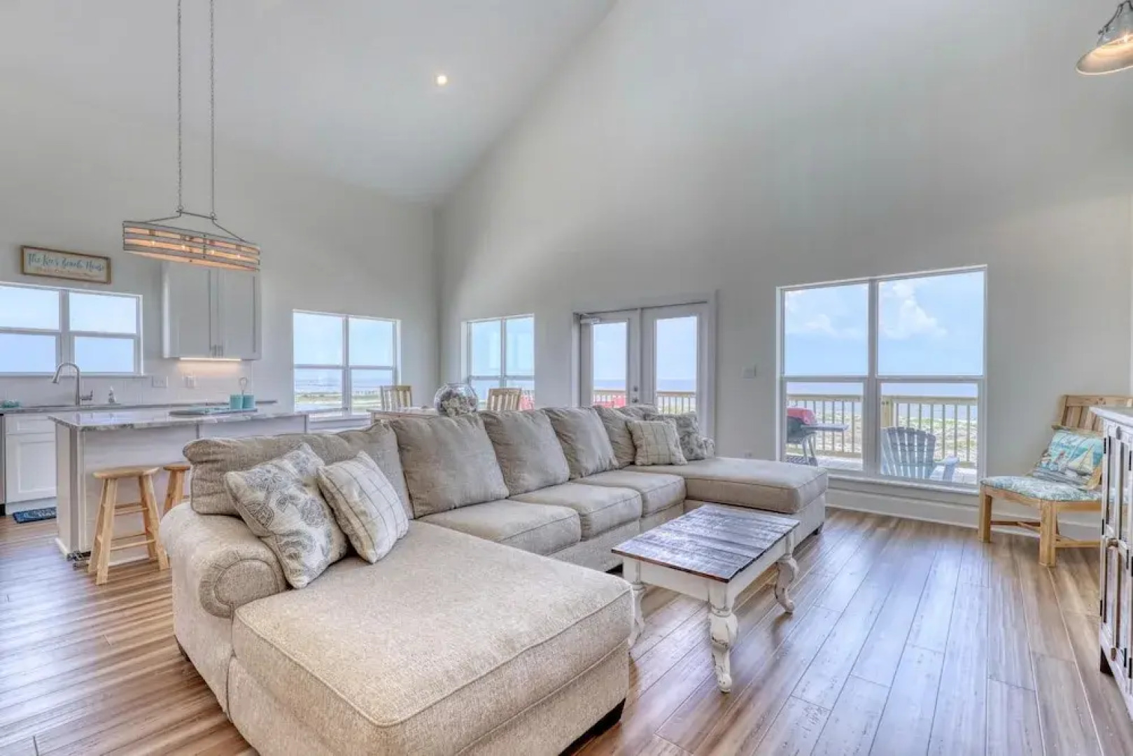 Salty Seahorse -2822 Bienville