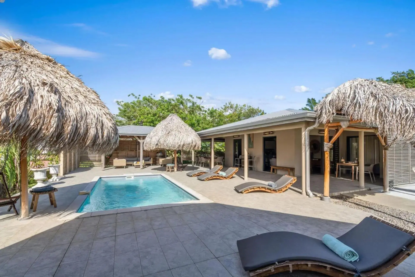 Villa Latitude 14.54 : 4 ch, piscine, vue mer, spot de kitesurf