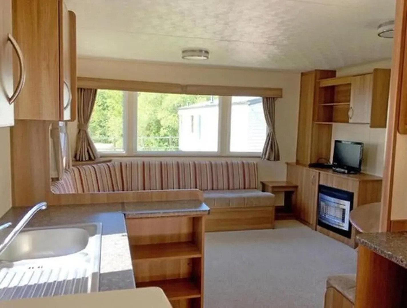 The Lakes Rookley Holiday Park