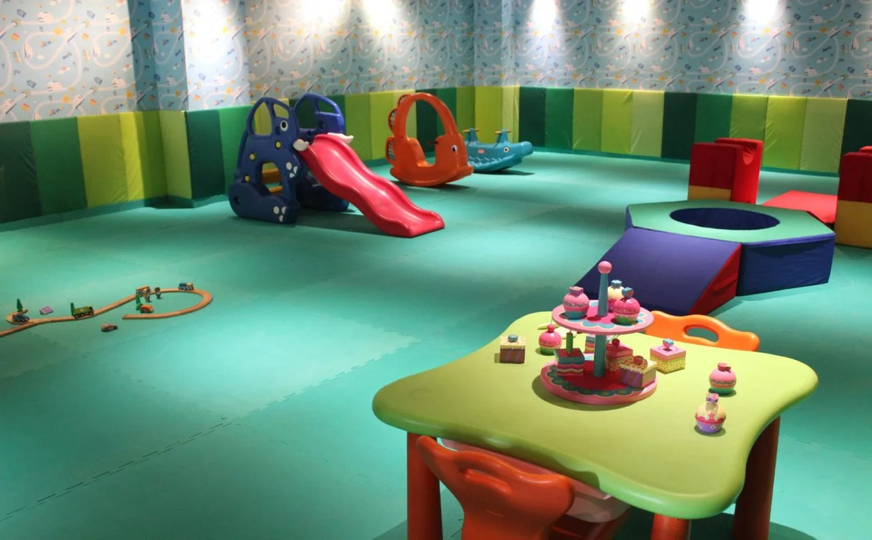 Hoya Hot Springs Resort & Spa