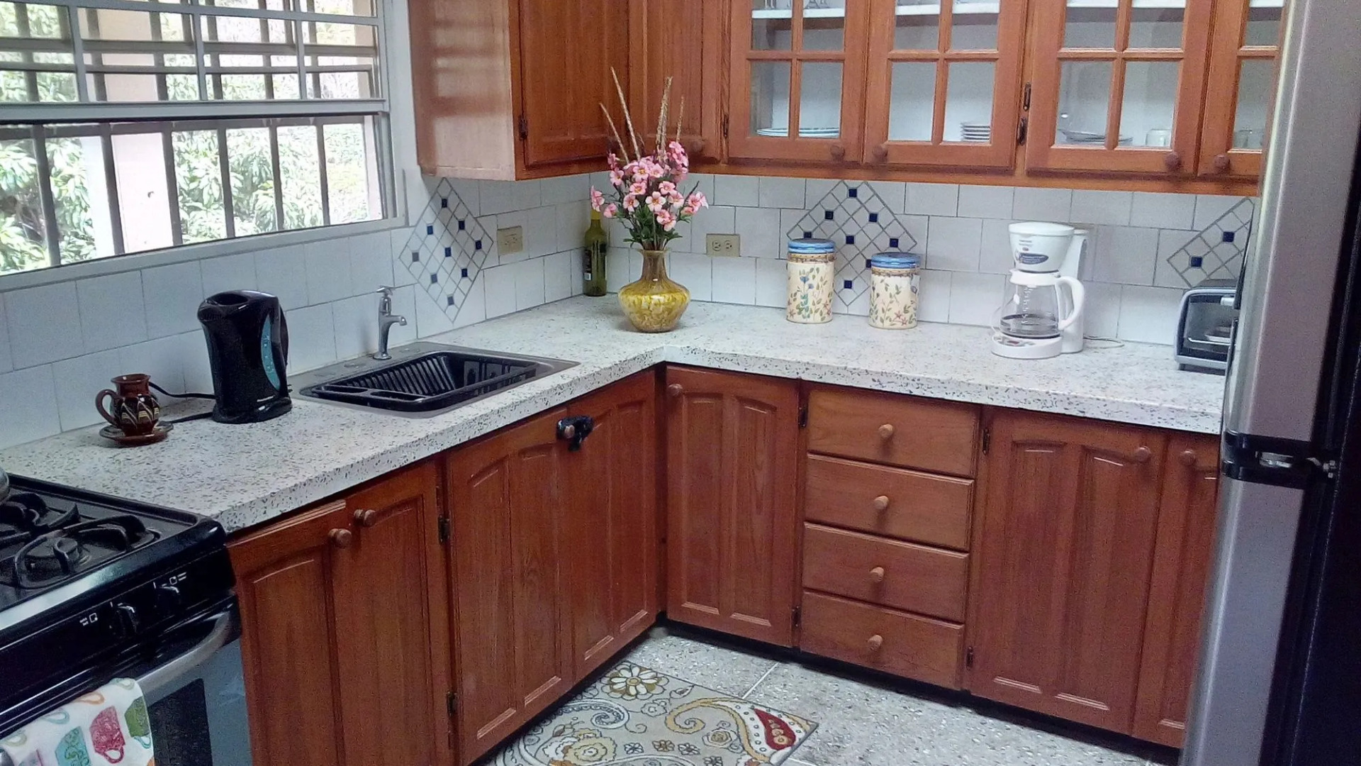 Len & Leona Holiday Hideout