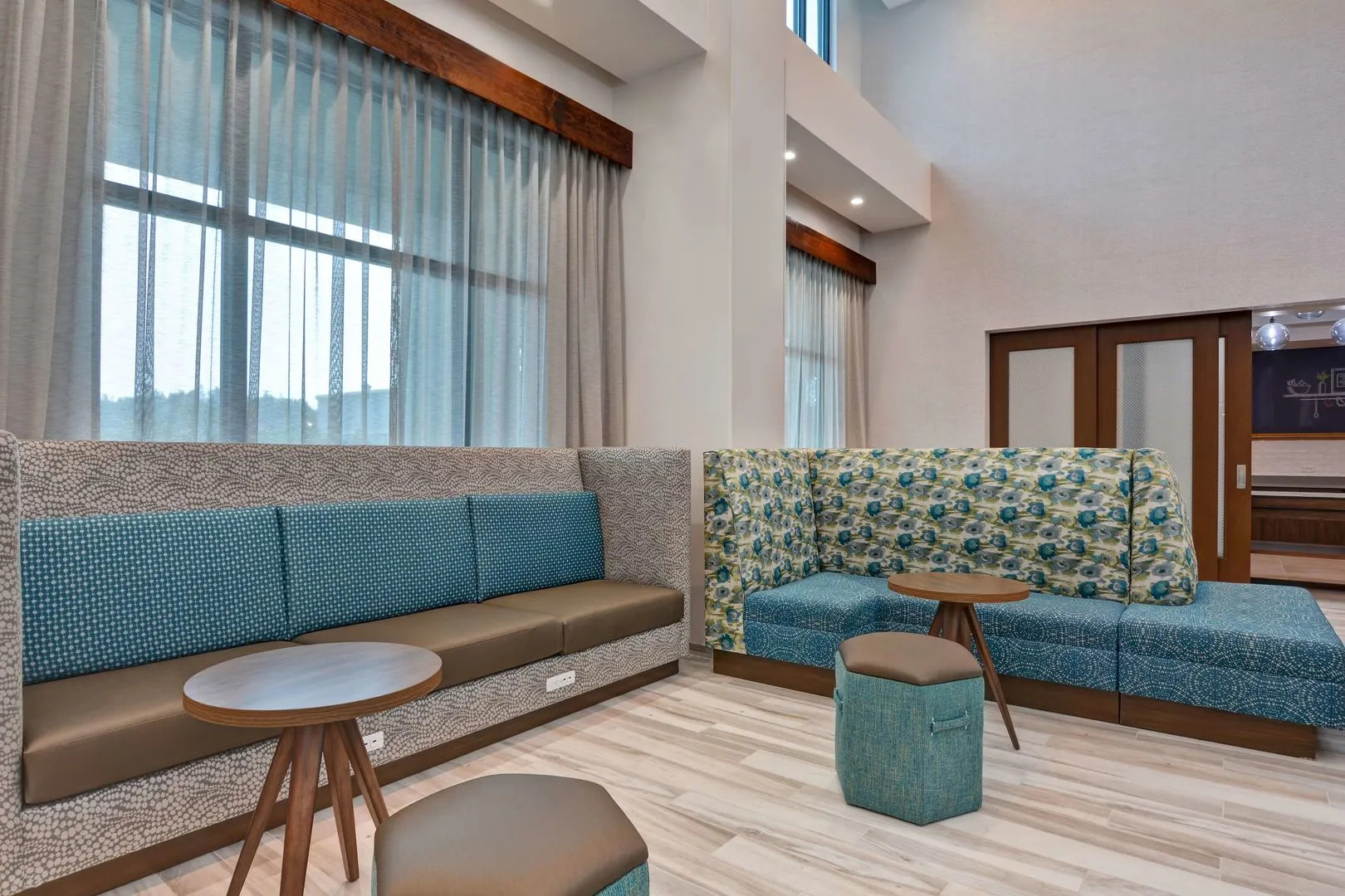 Hampton Inn  Suites Tampa Riverview Brandon