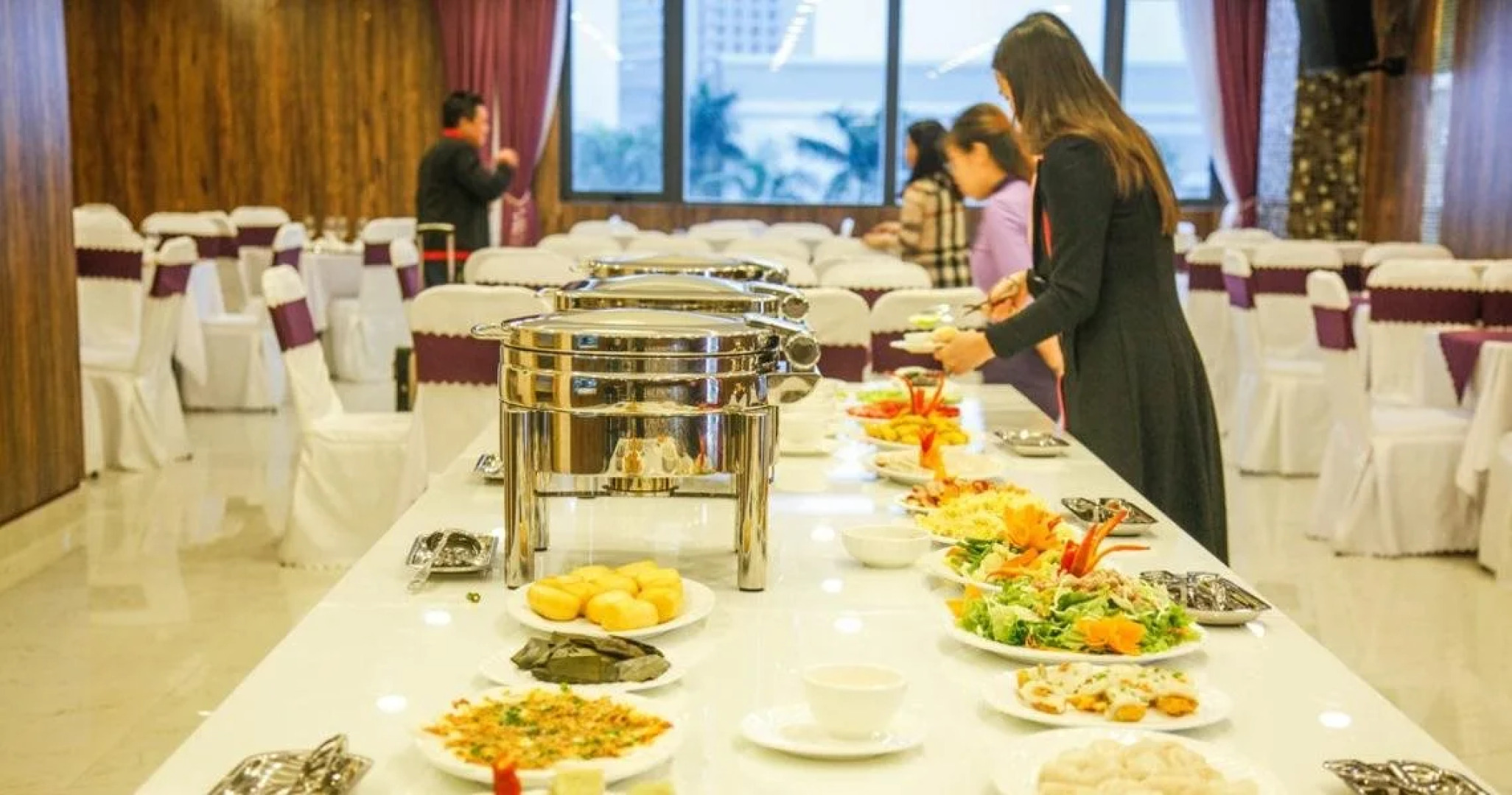 Lavender Riverside Hotel