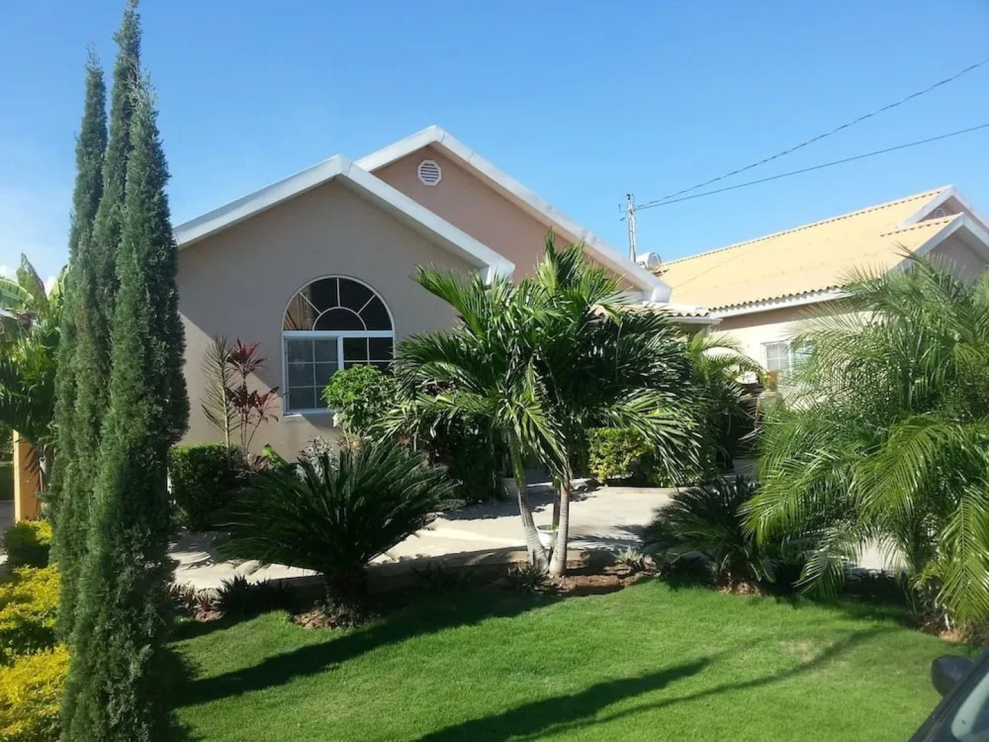 Caribbean Estate 2 Bedroom