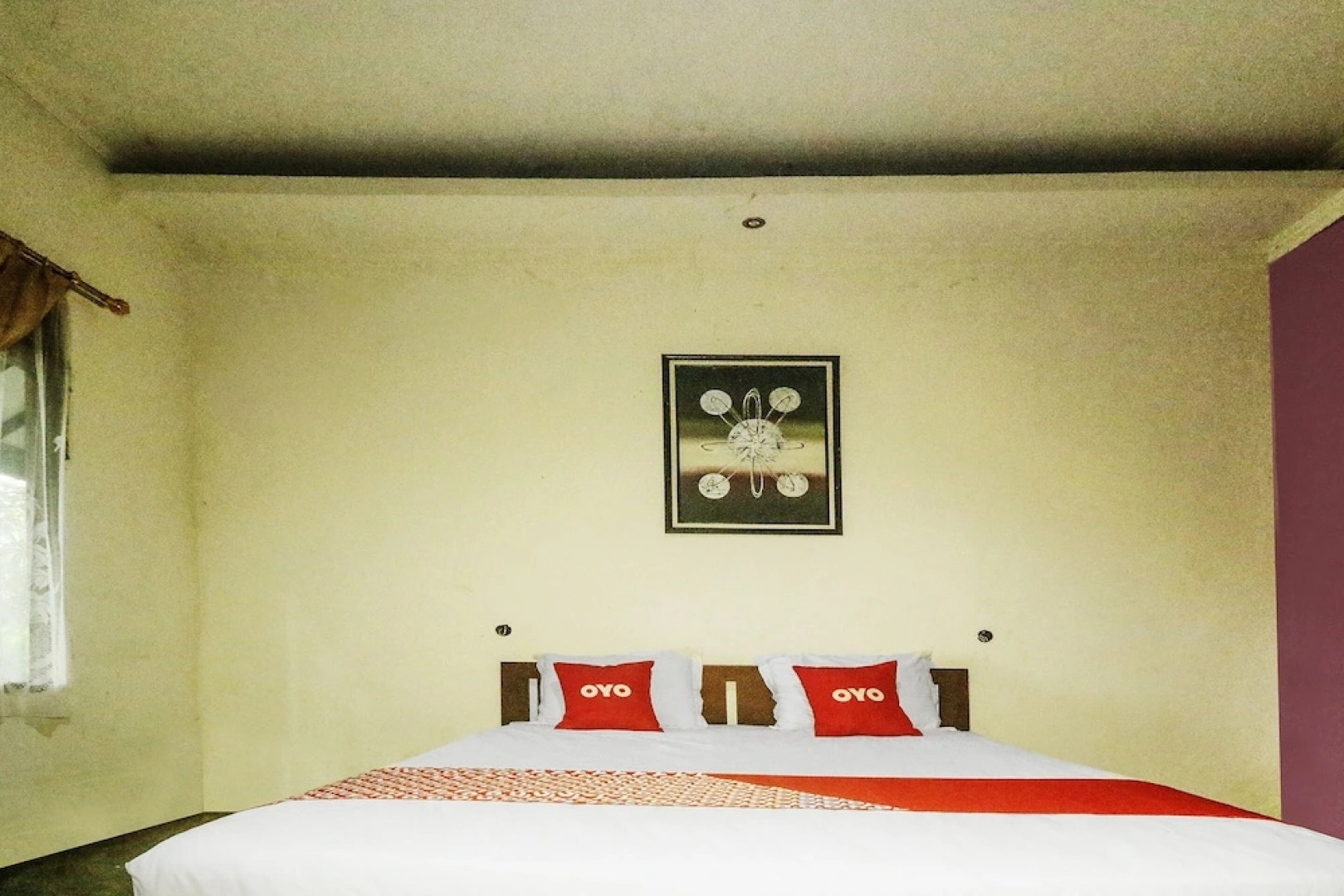 OYO 90490 Hotel Nyi Rindang