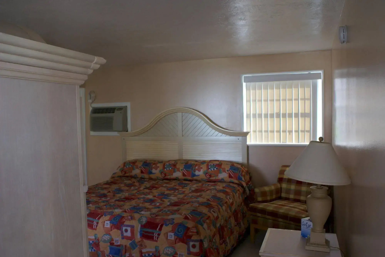 Daytona Shores Inn and Suites