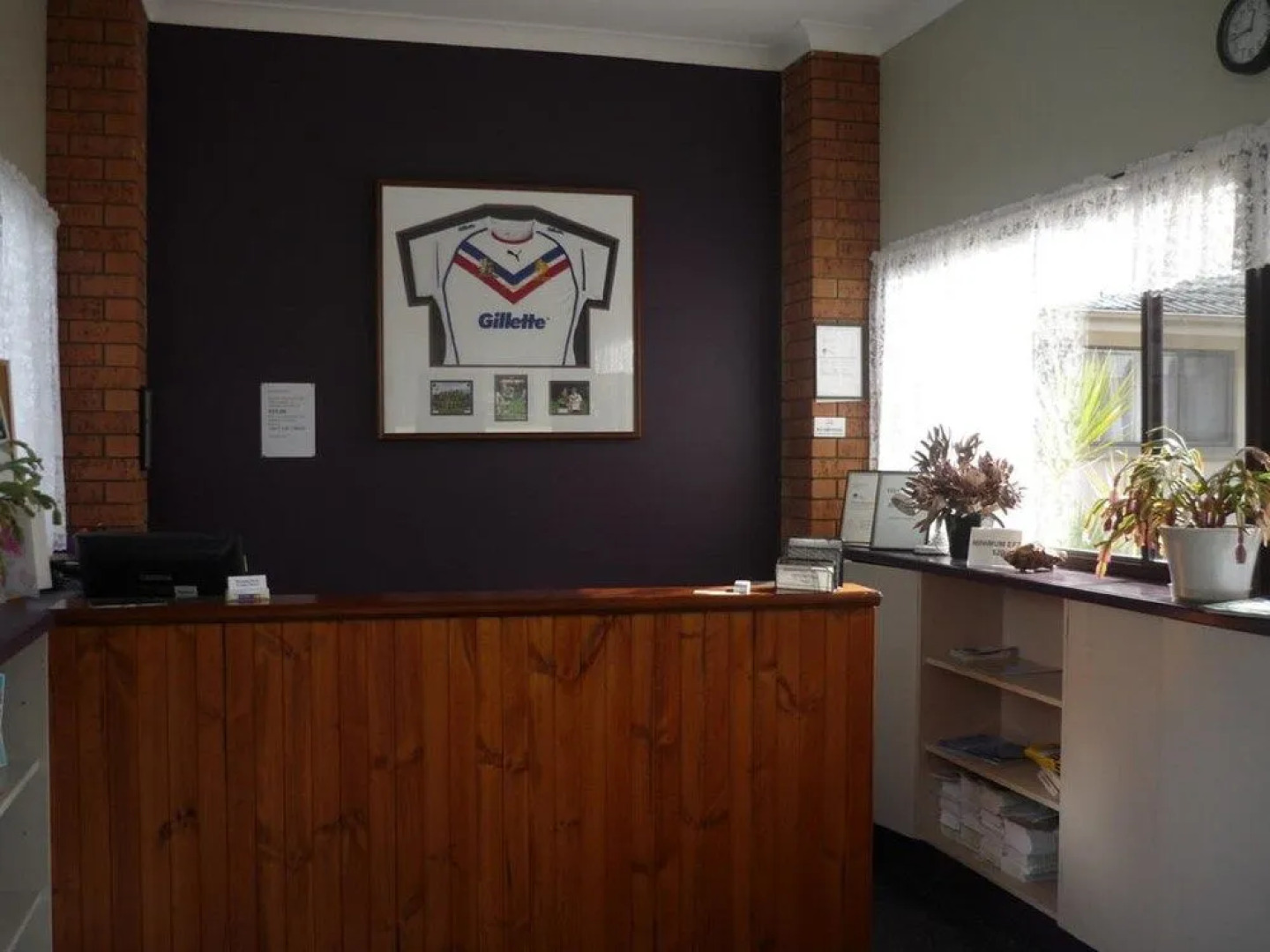 Hanging Rock Family Motel