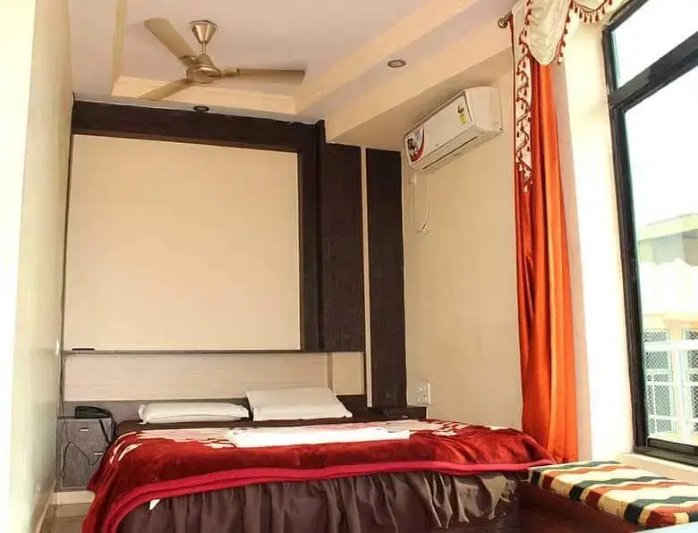 Larica Holiday Inn Tarapith