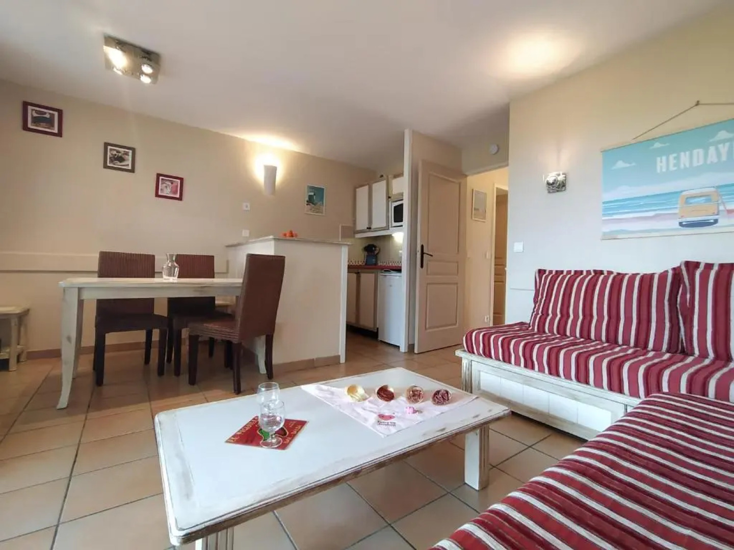 Lasaitasuna Urruñan T2 terrasse et piscine