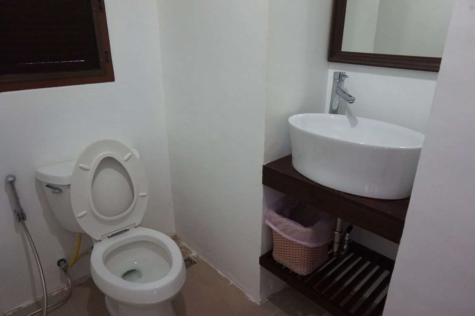 Sri Chiangkhan Hotel