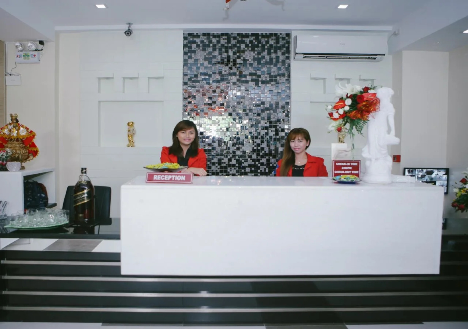 Ey Miner Suites Borromeo