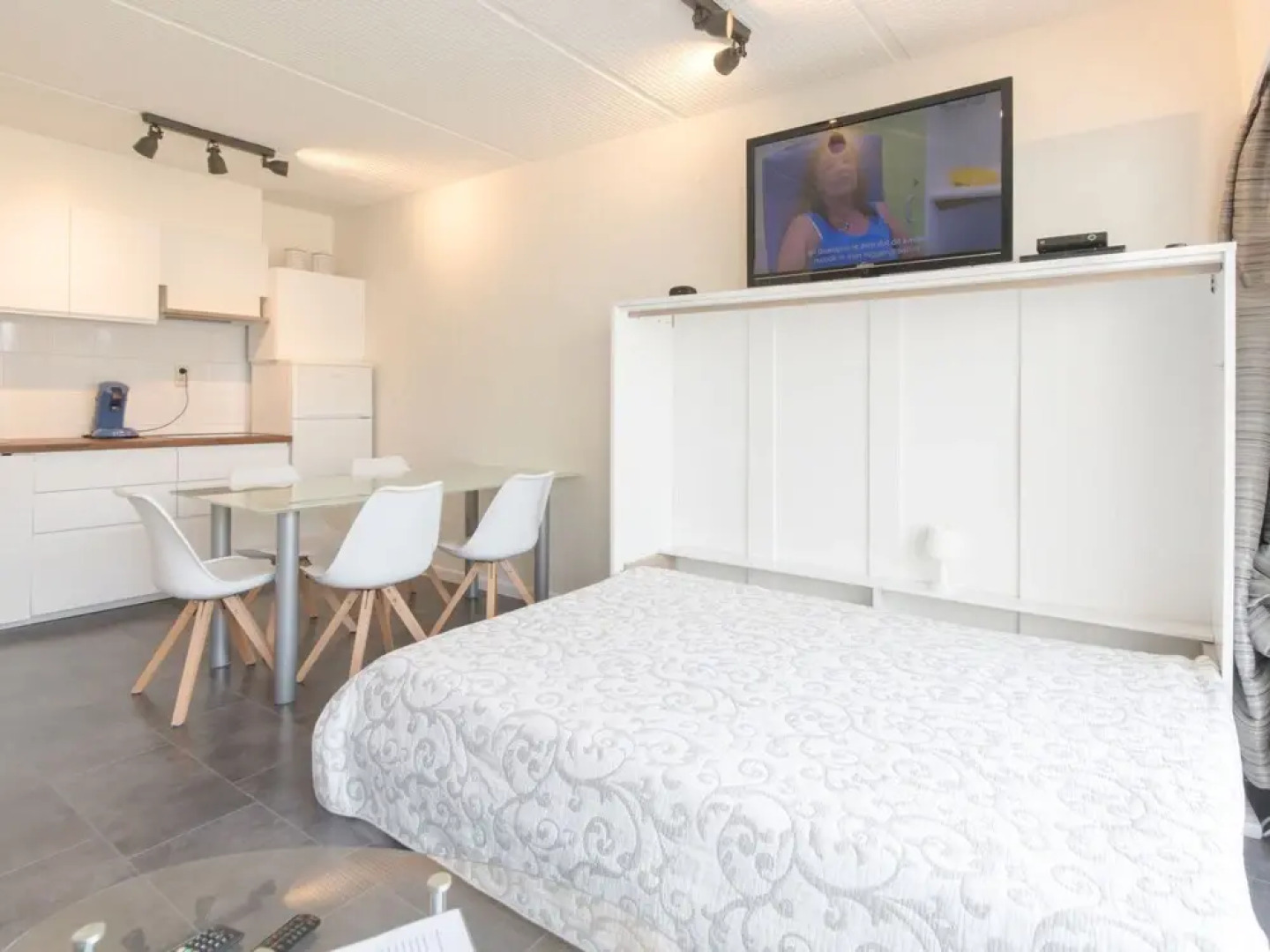 Mimosa 007 De Haan in De Haan