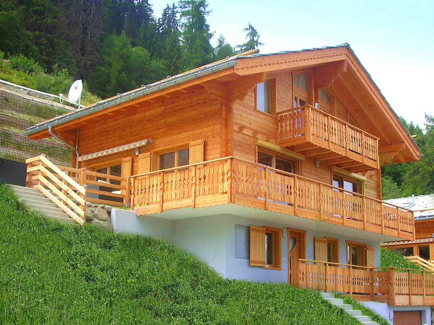 Chalet in Val Dherens Near Ski Lift