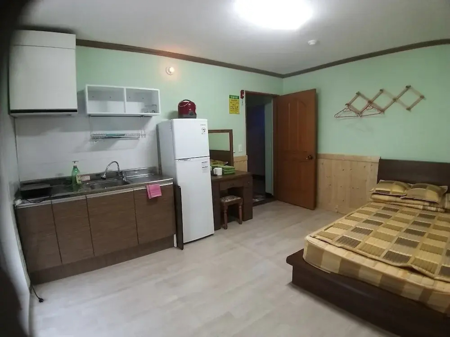 Jirisan Valley Pension