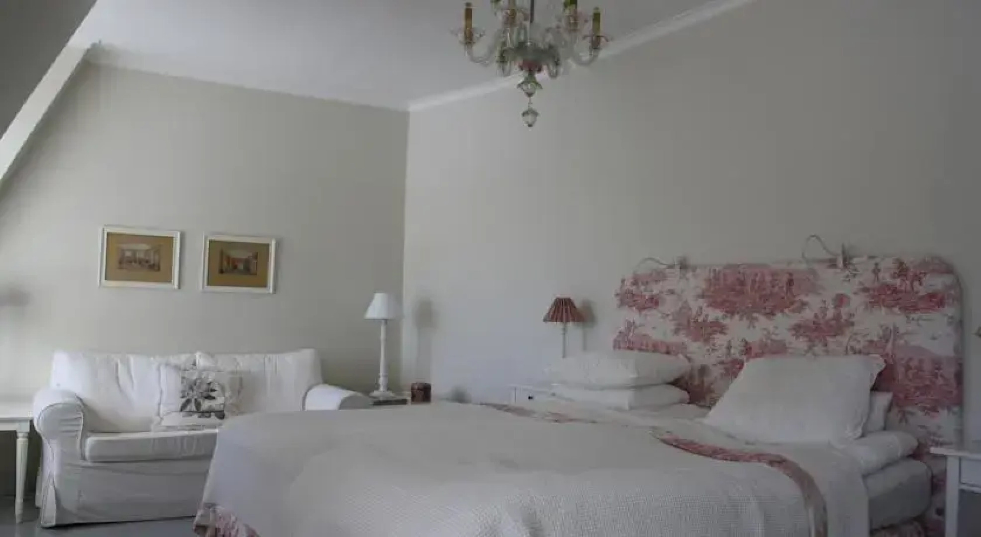 Östa Gård Bed & Breakfast