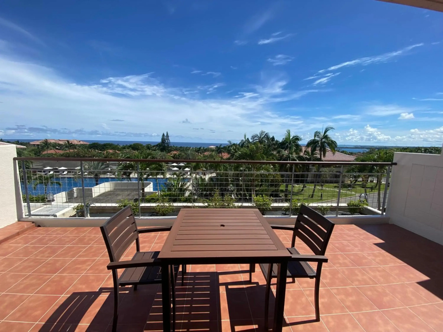 Kanucha Bay Hotels & Villas