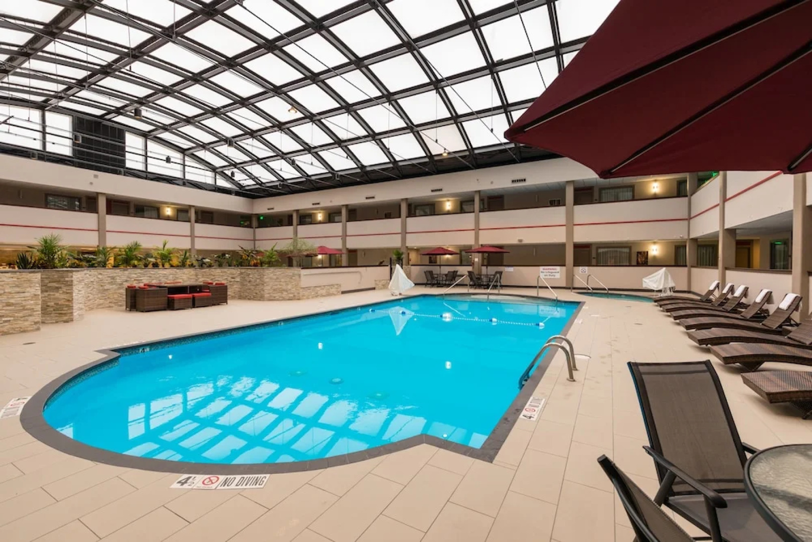 Best Western Premier Milwaukee-brookfield Hotel And Suites