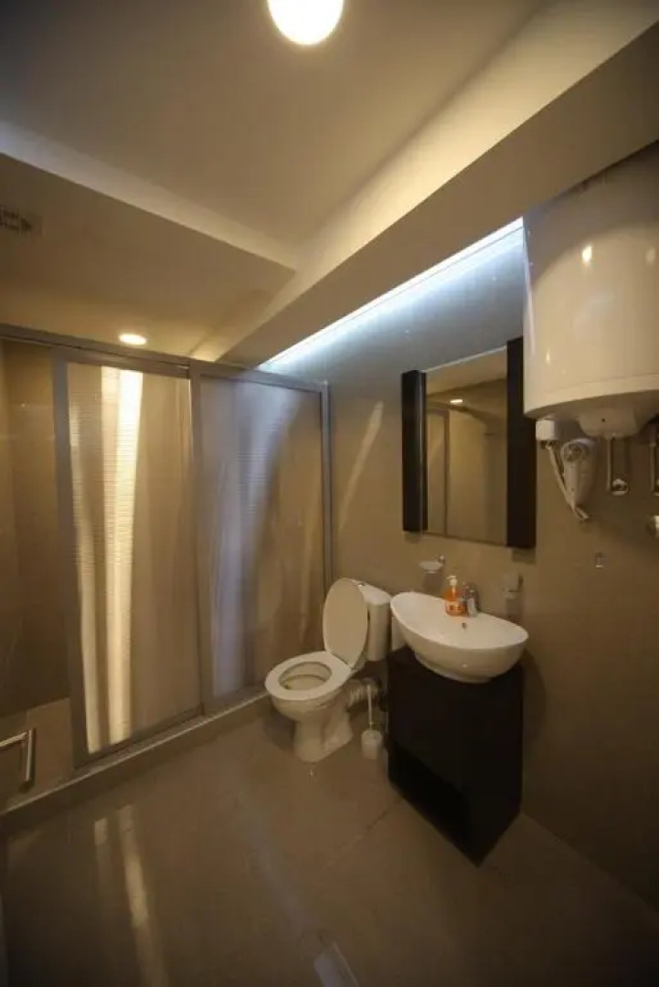 Agent Lux Apartments