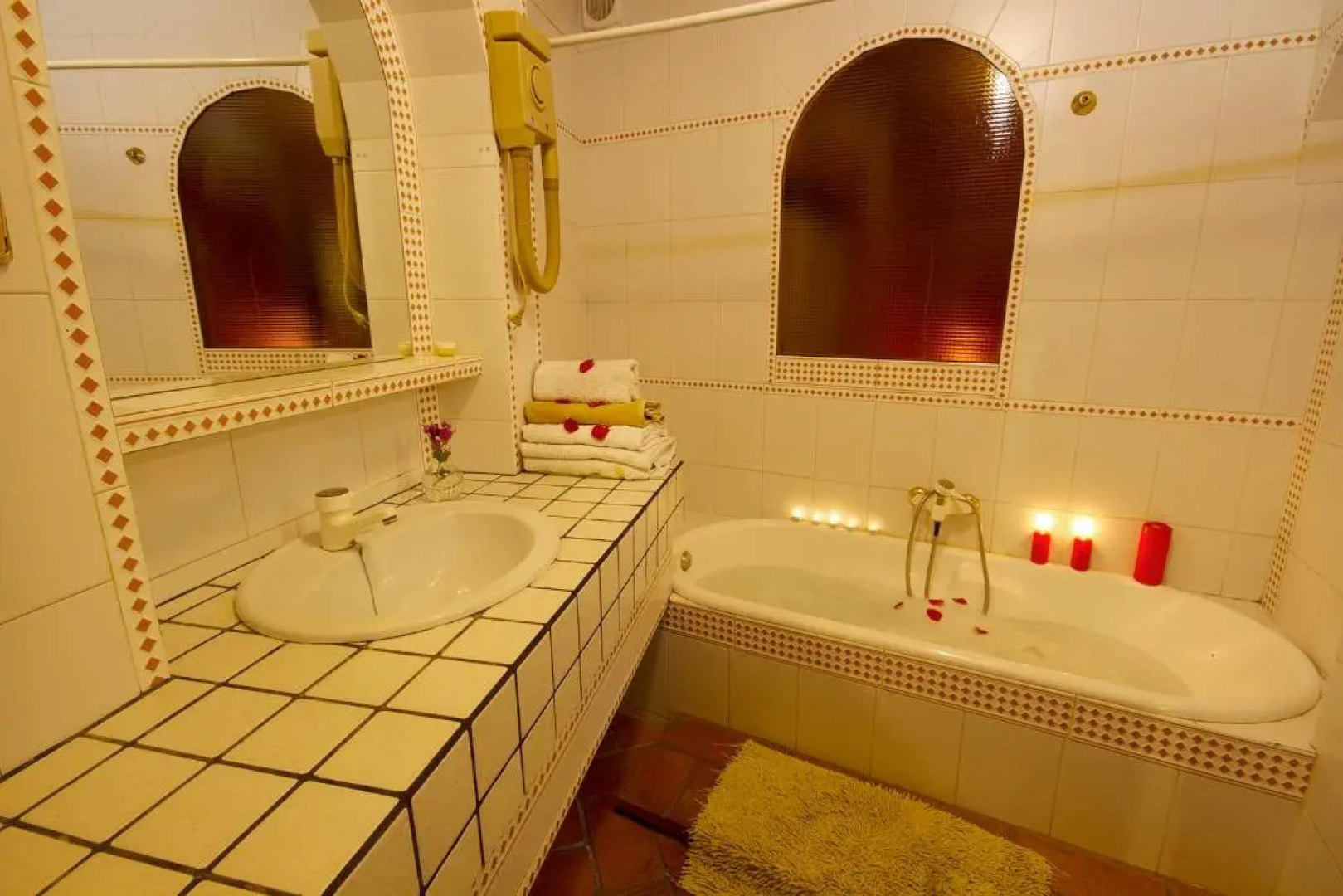 Apartamentos Jaronil