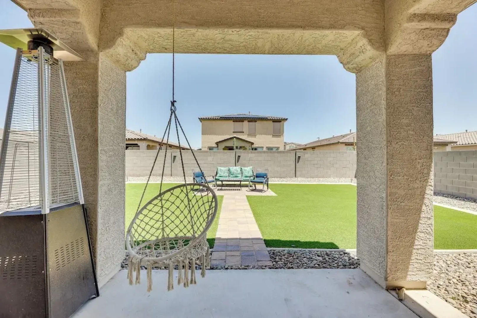 16 Mi to State Farm Stadium: Quiet Gem w/ Games