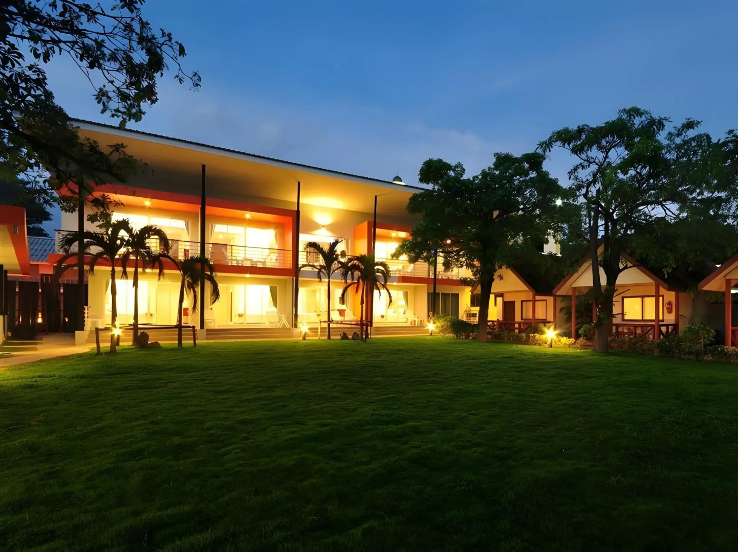 Phi Phi Rimlay Cottage