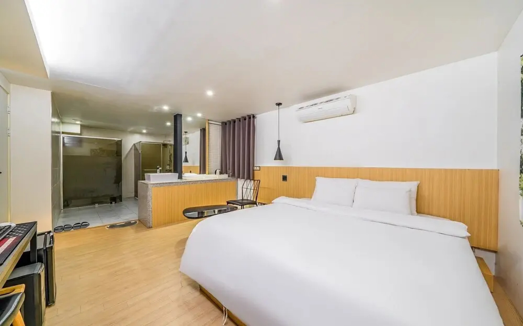 Indeokwon Brownstone