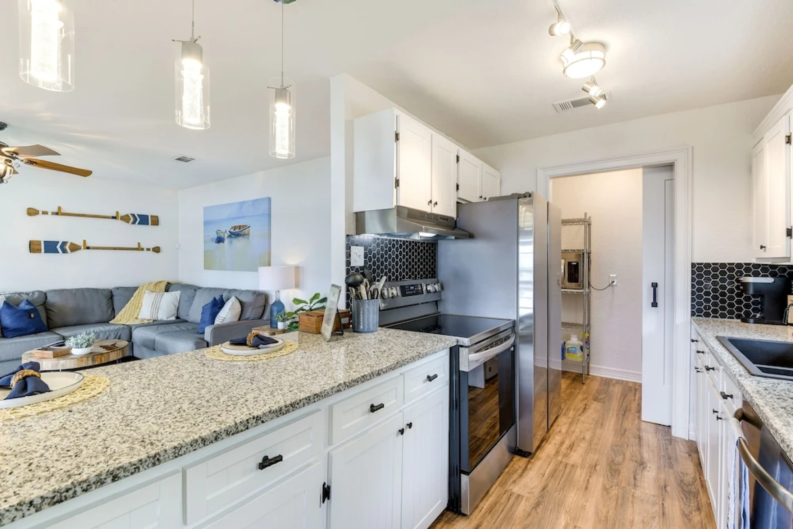 Waterfront Escape on Lake Granbury: Deck & Patio!