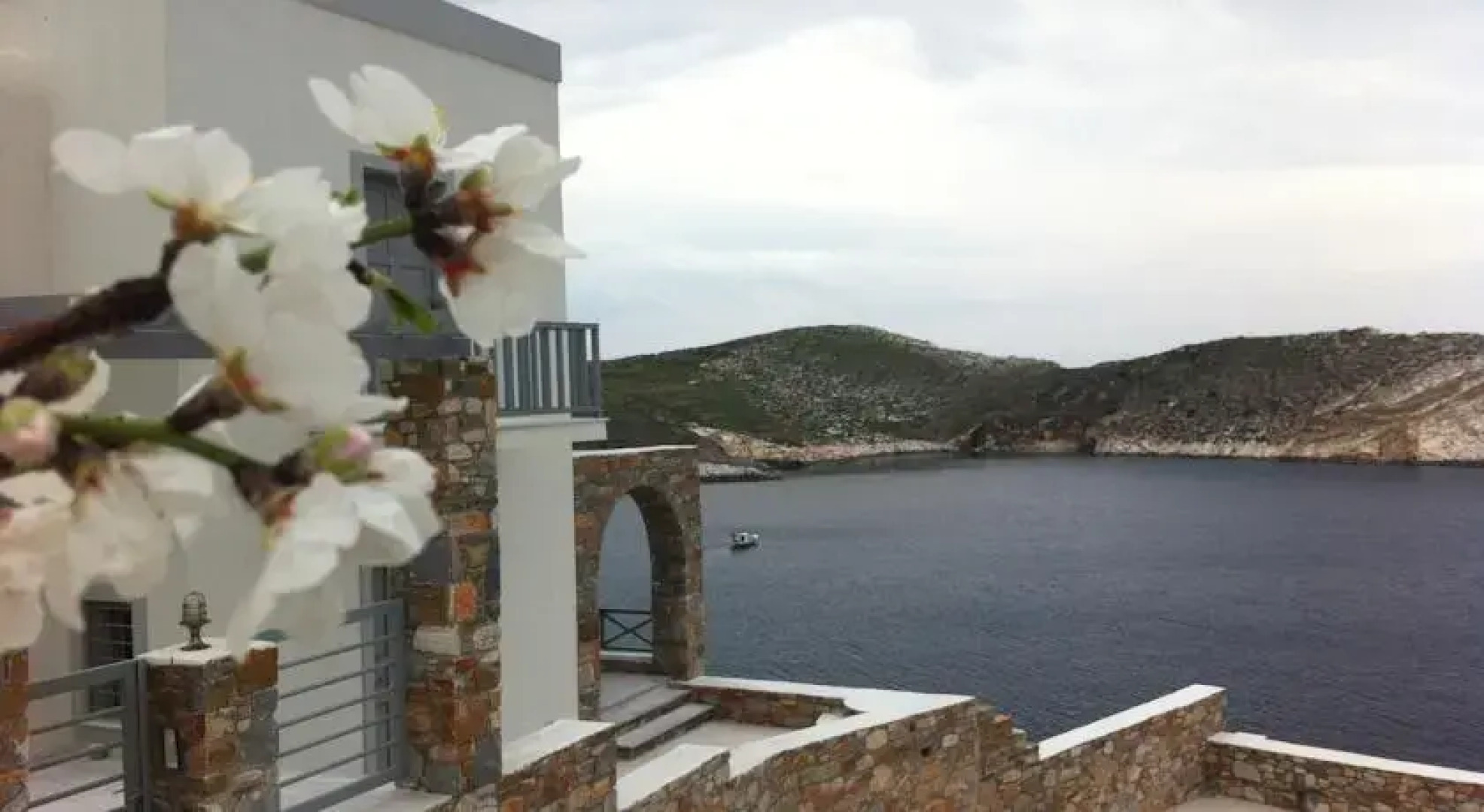 Syros Villas at Achladi Gulf