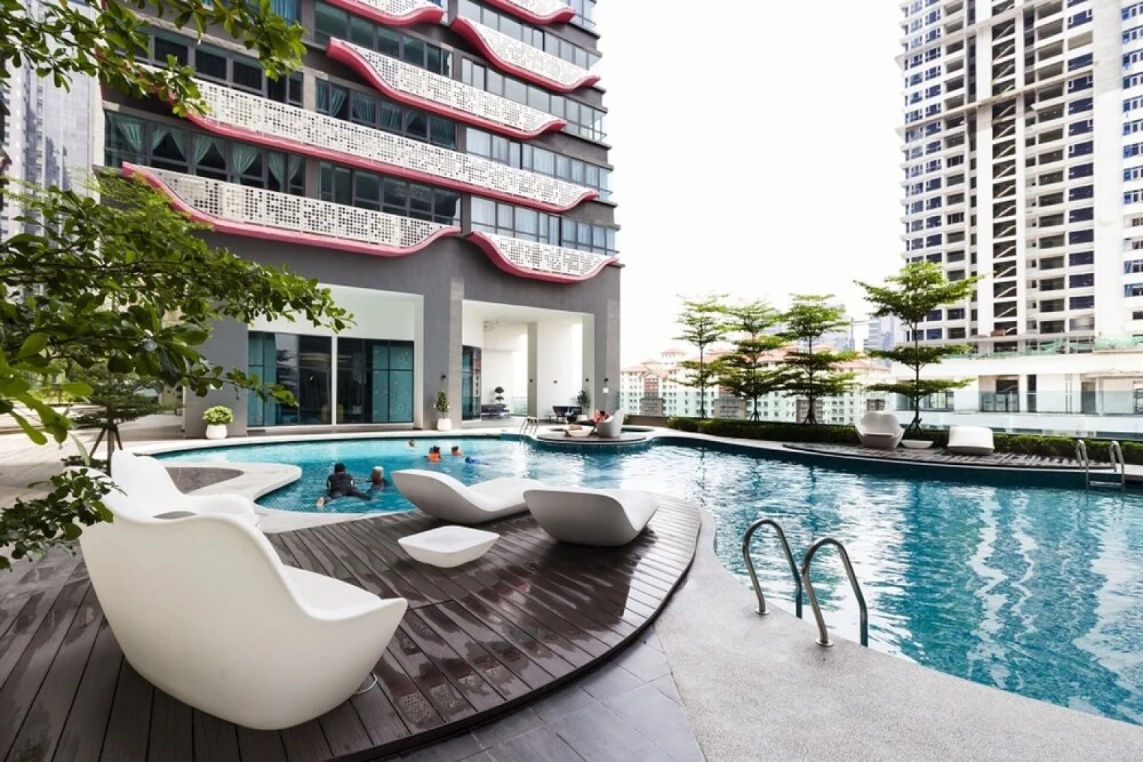 New! Contemporary 1BR Apartment @ Near Klcc