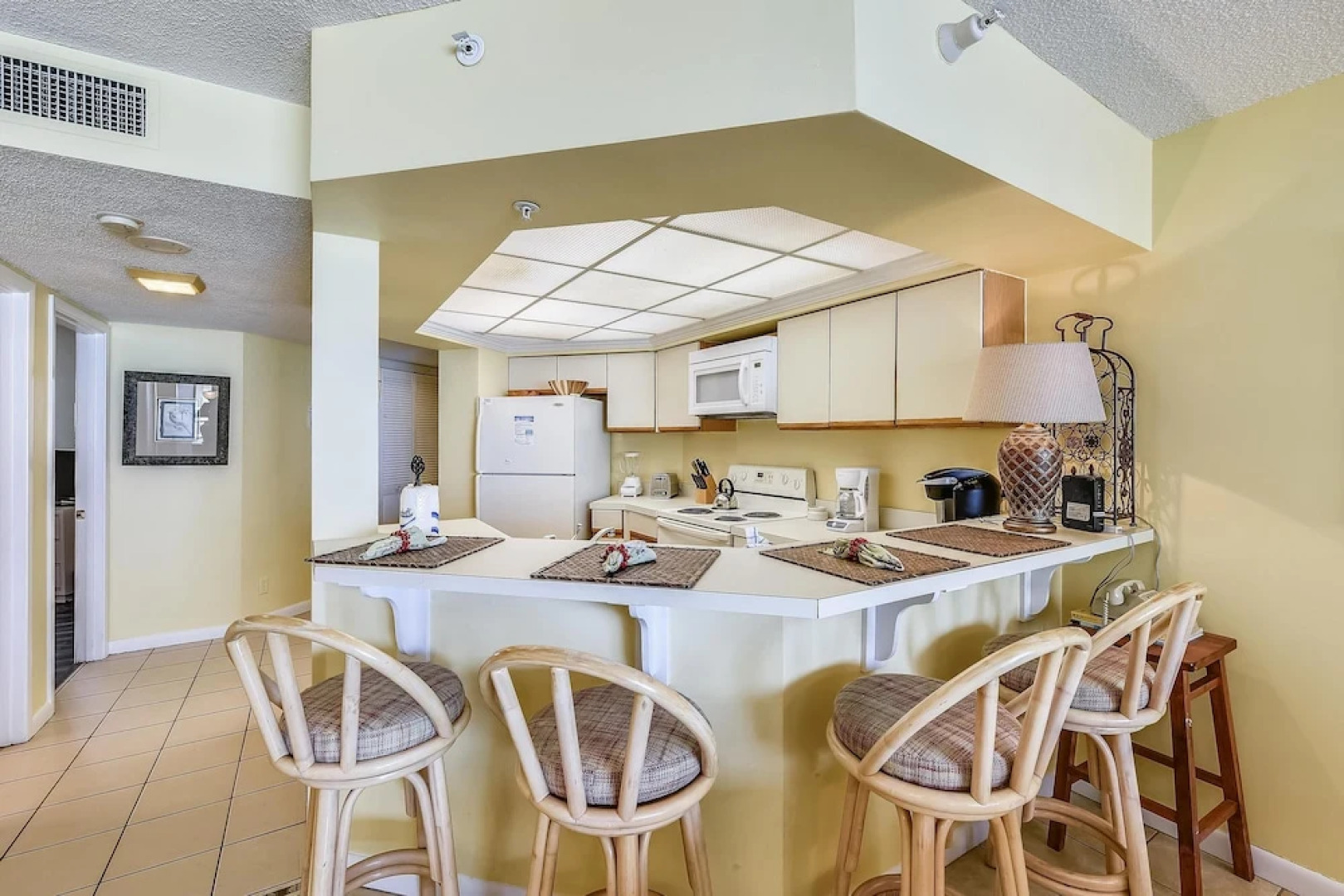 Summerhouse by Book That Condo