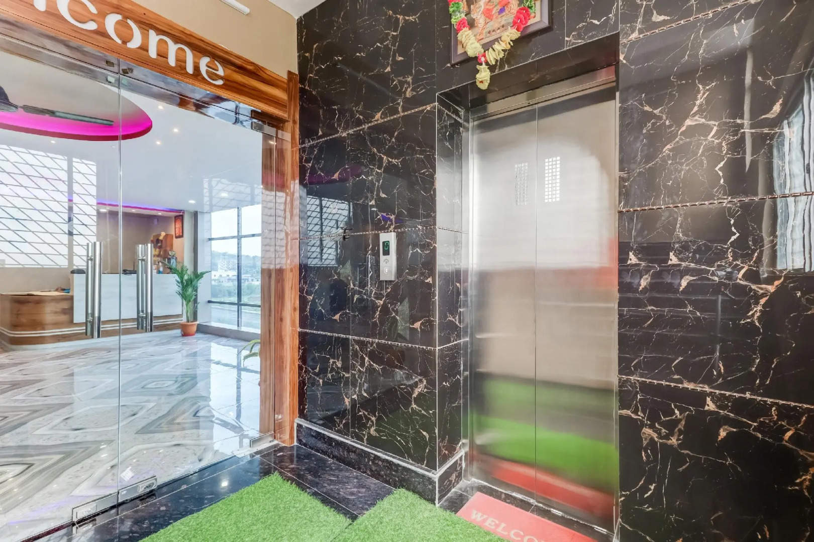 Collection O O 82903 Hotel Mayur And Banquet